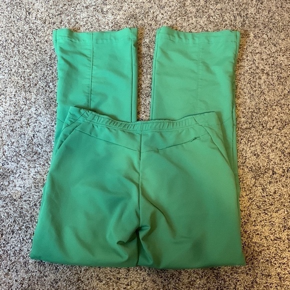 Nike Athletic pants Green Size Medium (8-10) - Picture 8 of 11